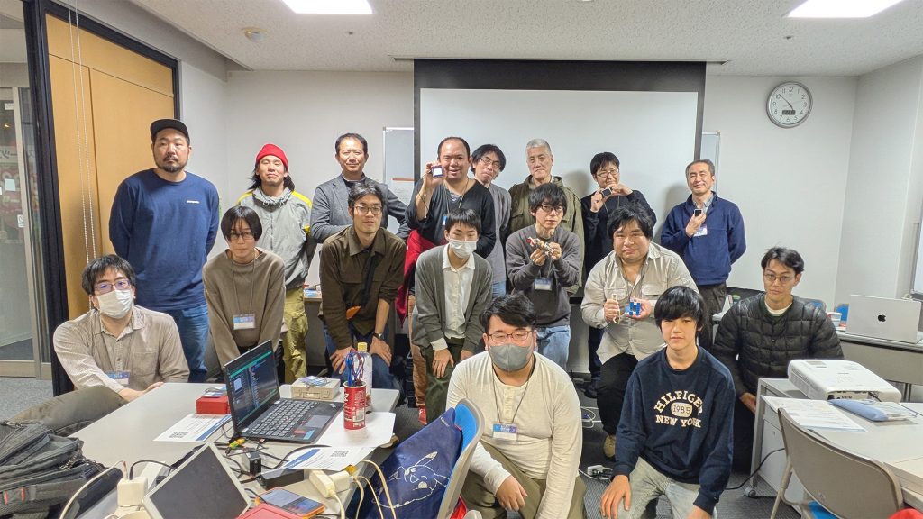 参加者と講師の集合写真